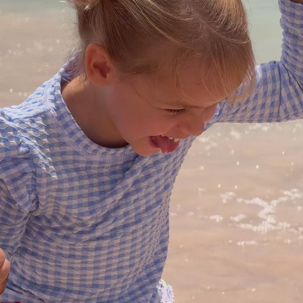 Ciao Paradiso Ruffle Set Close Up Video